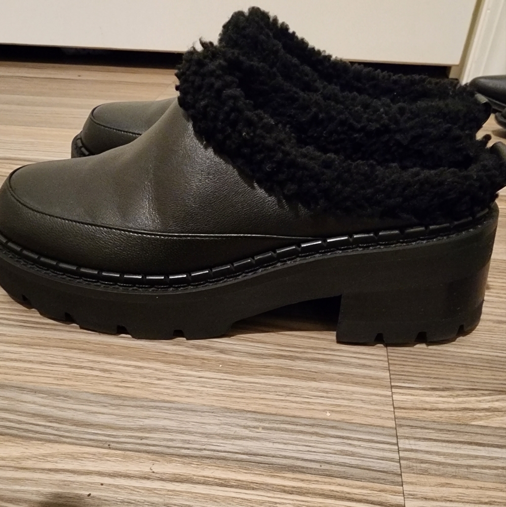 By Far shearling loafer 37 6.5
